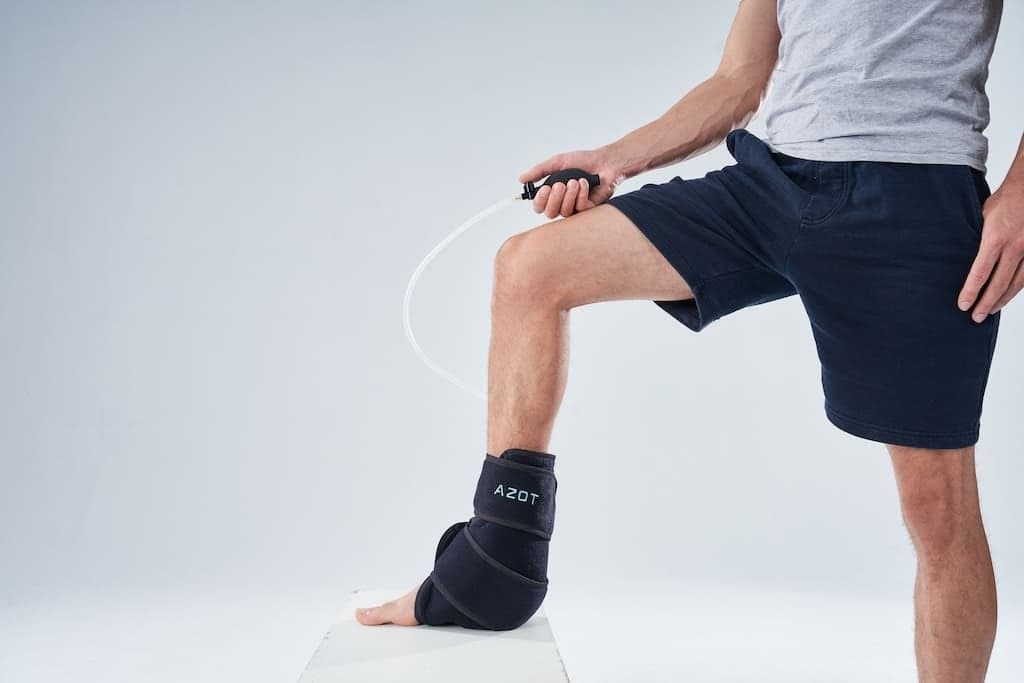 Cold Compression Ankle Wrap with Splint - Azot medical device image 2